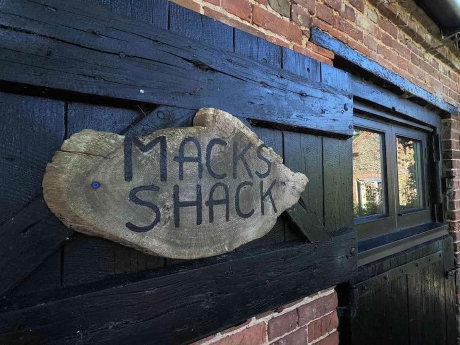 Macks Shack At Machrimore Wells-next-the-Sea Exterior foto